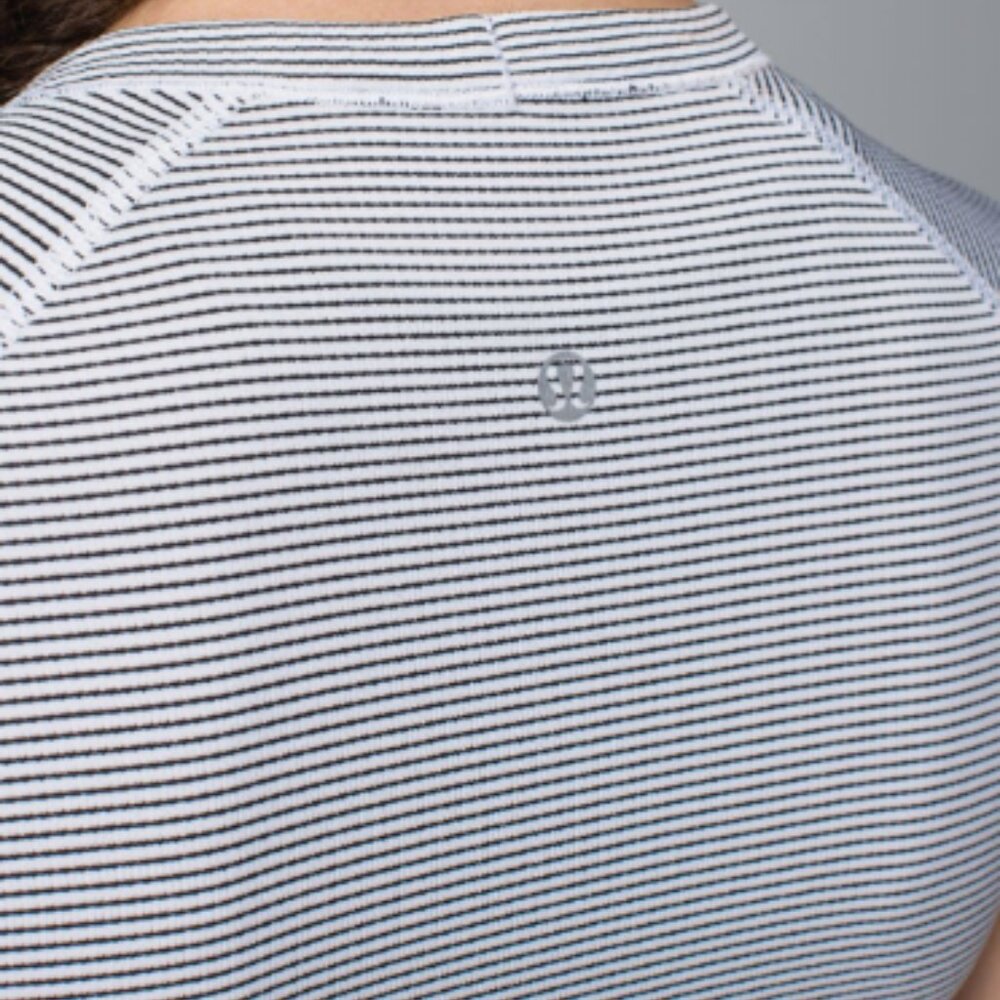 (6086) 🍋 LULULEMON RUN: Swiftly Tech Short Sleeve Crew Sz 2 **LOVED *STRIPE - Picture 5 of 9
